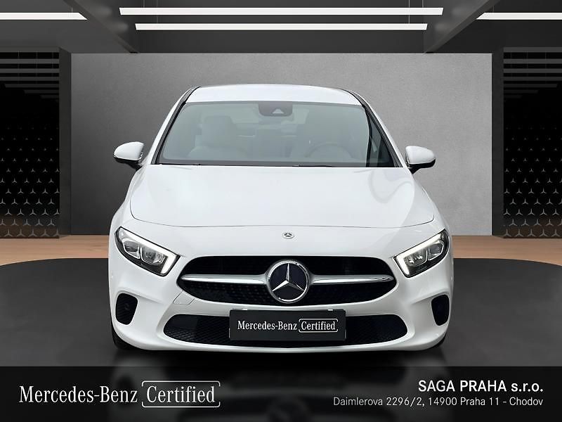 Mercedes-Benz Třídy A 200 sedan - fotka 2 z 21