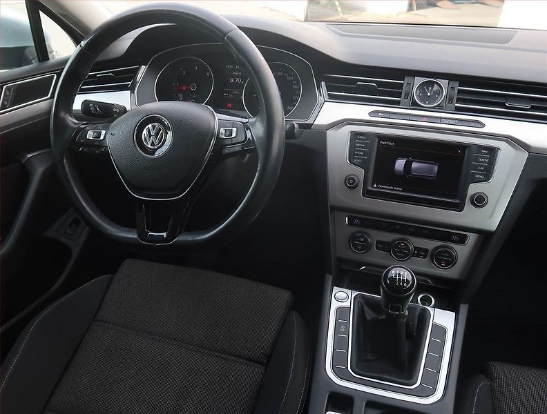 Volkswagen Passat (2015) Comfortline 1.6 TDI - fotka 7 z 24