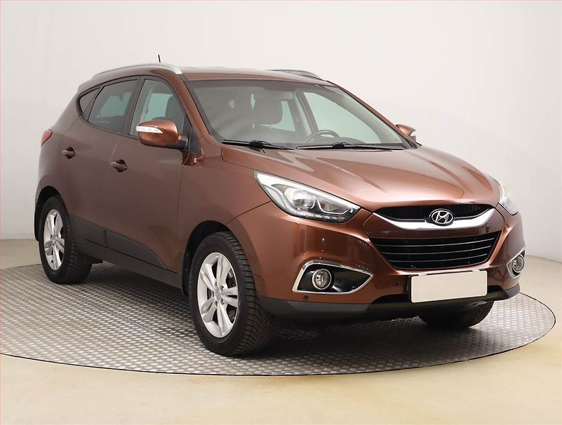 Hyundai ix35 (2013) 2.0 CRDi, 4X4, Xenony - fotografie inzerátu