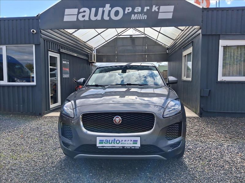 Jaguar E-Pace 2,0 S - fotka 2 z 14