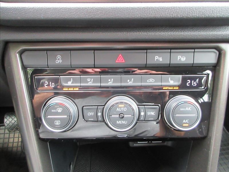 Volkswagen T-Roc 1,5 TSi 110Kw, DSG, Nové ČR - fotka 22 z 41