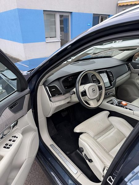 Volvo XC90 2,0D 173kW 4x4 Inscription - fotka 11 z 18