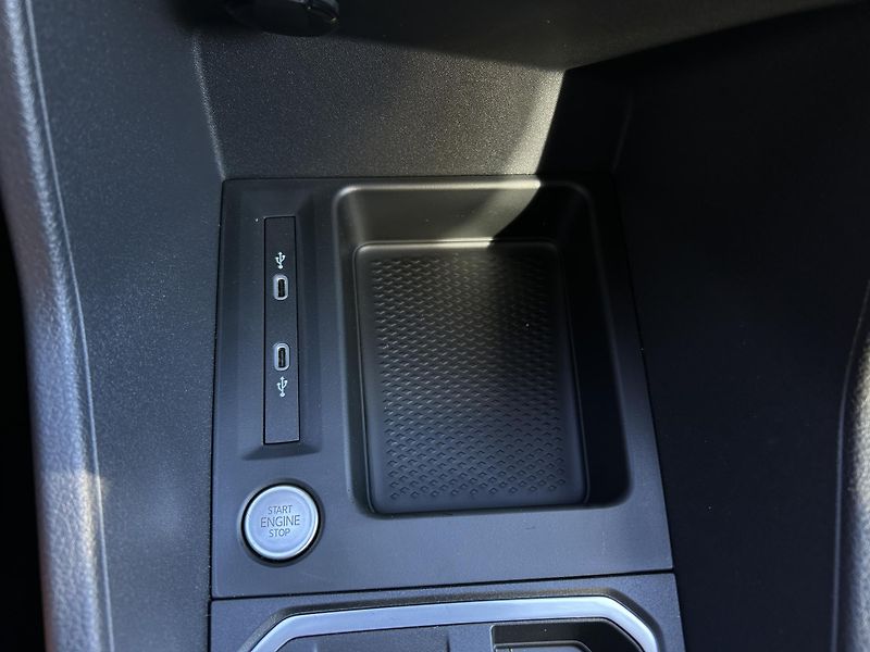 Ford Tourneo Connect 1.5 Ecoboost 110kW AT Titanium - fotka 35 z 38