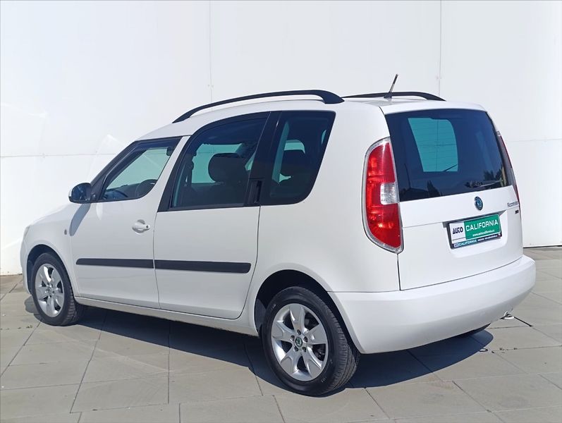 Škoda Roomster 1,6 TDi Aut.klima,Alu,Tempomat - fotka 11 z 36