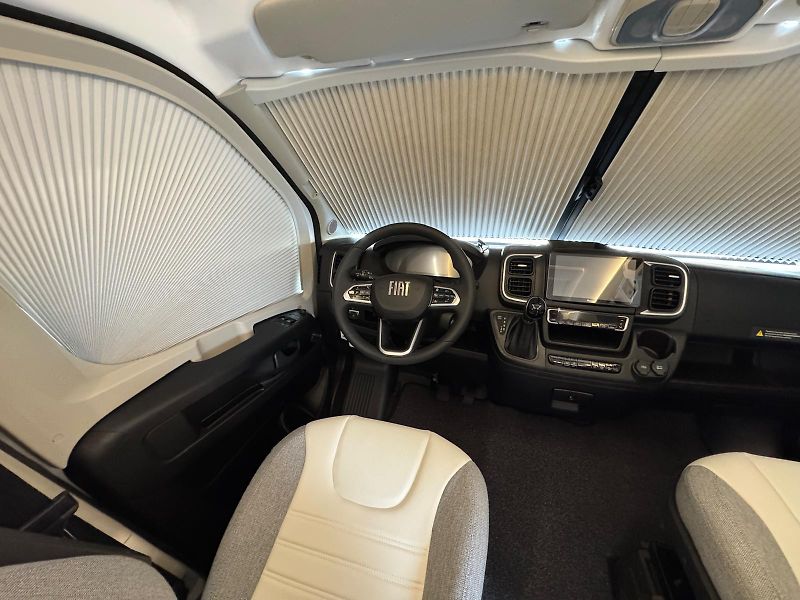 Pilote (2026) V630S Expression - fotka 16 z 47
