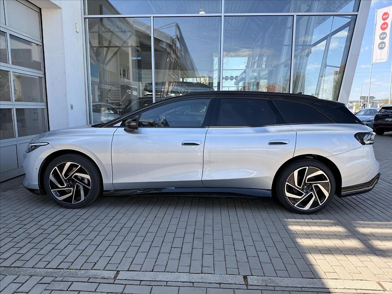 Volkswagen ID.7 Tourer (2025) 210 kW 77kWh  Pro People - fotka 9 z 23