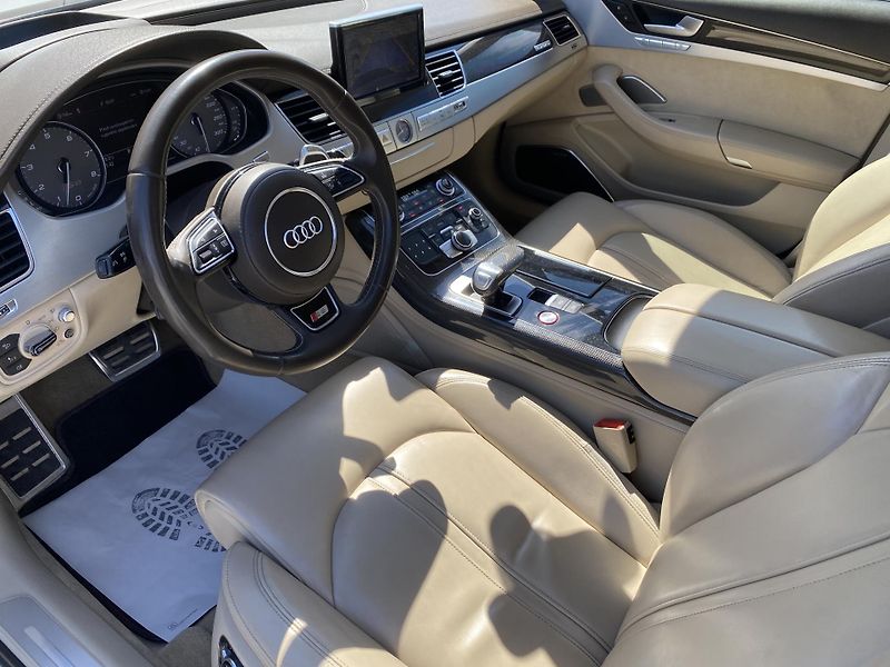 Audi A8 S8 4.0i V8 520PS CZ DPH EXTRA! - fotka 102 z 176