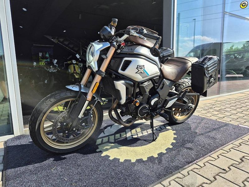 CFMOTO 700 CL-X Heritage (2021) - fotka 8 z 23