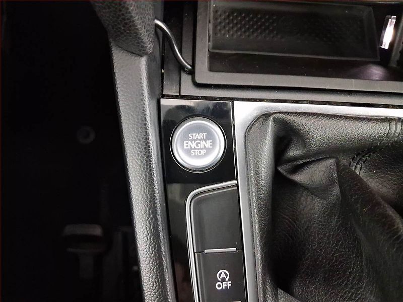 Volkswagen Arteon (2018) 1.5 TSI, Tempomat - fotka 19 z 21