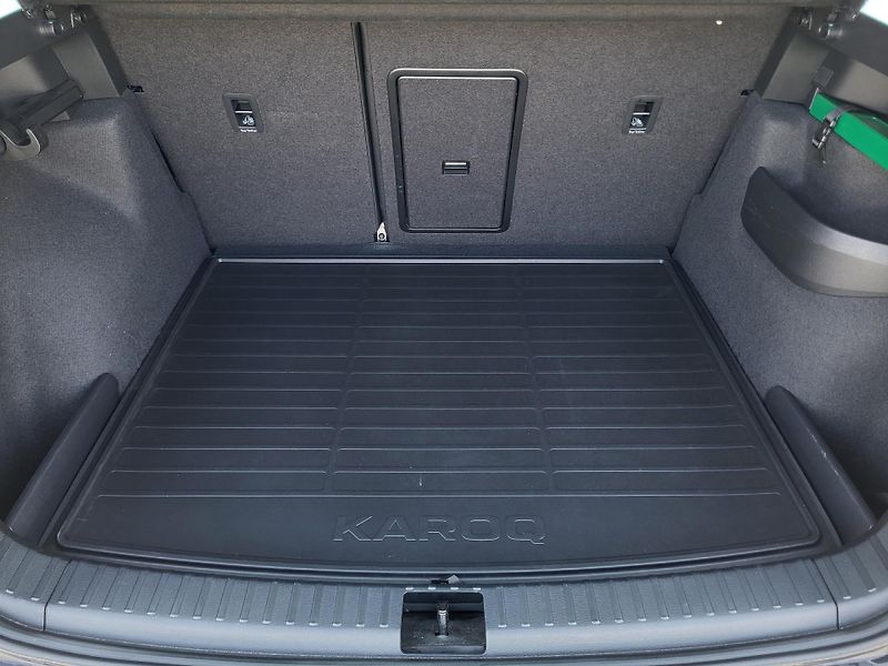 Škoda Karoq 2.0 TDi 110kW DSG 4x4 STYLE+ - fotka 42 z 49