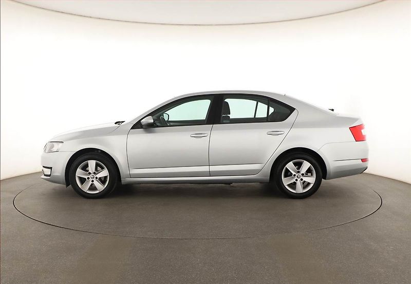 Škoda Octavia (2014) Ambition 1.2 TSI, Tempomat - fotka 3 z 15