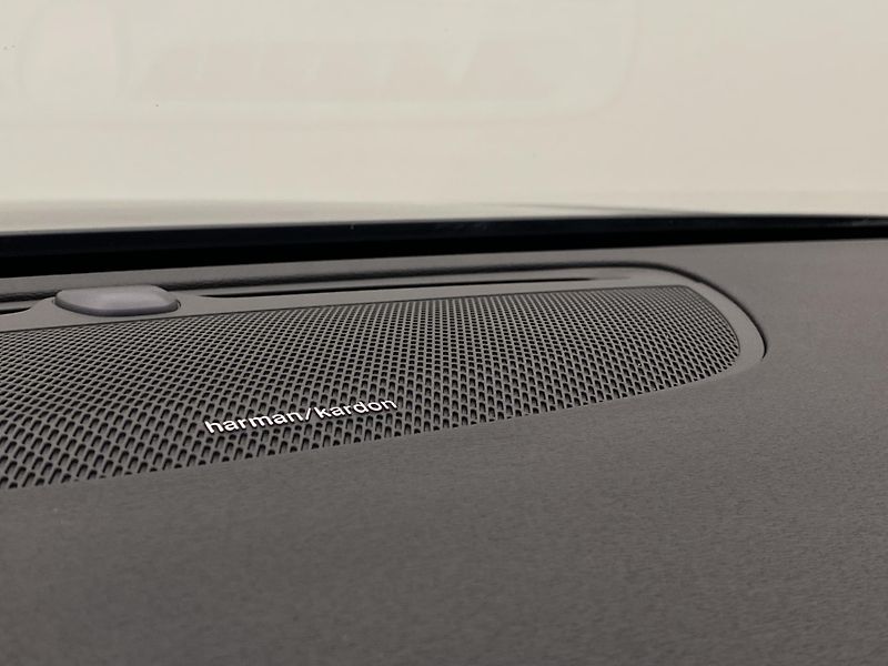 Volvo V90 T6 AWD PLUG-IN PLUS DARK TAŽNÉ - fotka 30 z 53