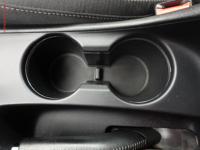 Kia Ceed (2016) 1.6 CRDi, 1.maj,ČR, servis - fotka 21 z 22