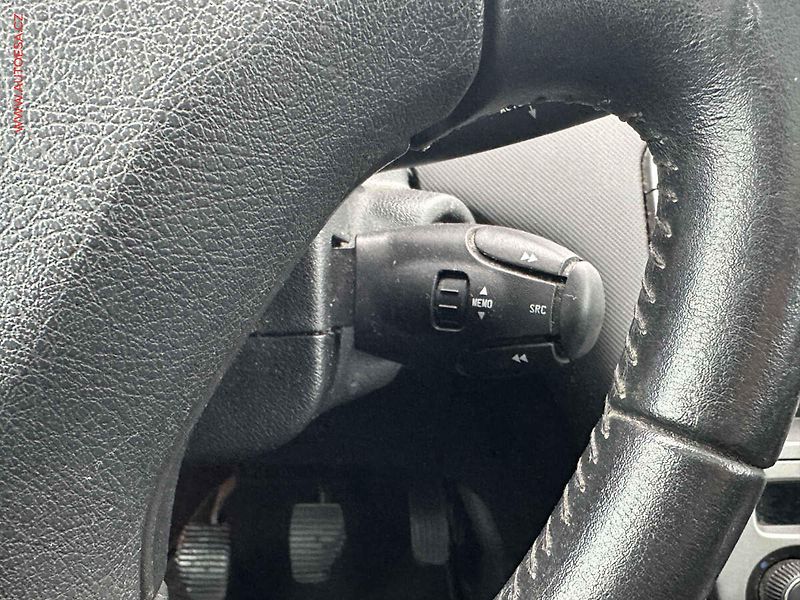Peugeot 308 (2009) 2.0HDi 7míst, STK8/28, panor. - fotka 13 z 22