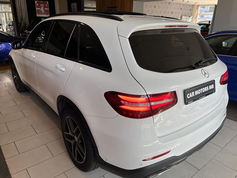 Mercedes-Benz GLC 220d 4M AMG Burmester tažné - fotka 4 z 9