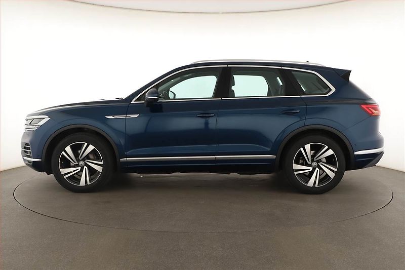 Volkswagen Touareg (2018) 3.0 TDI - fotka 3 z 30
