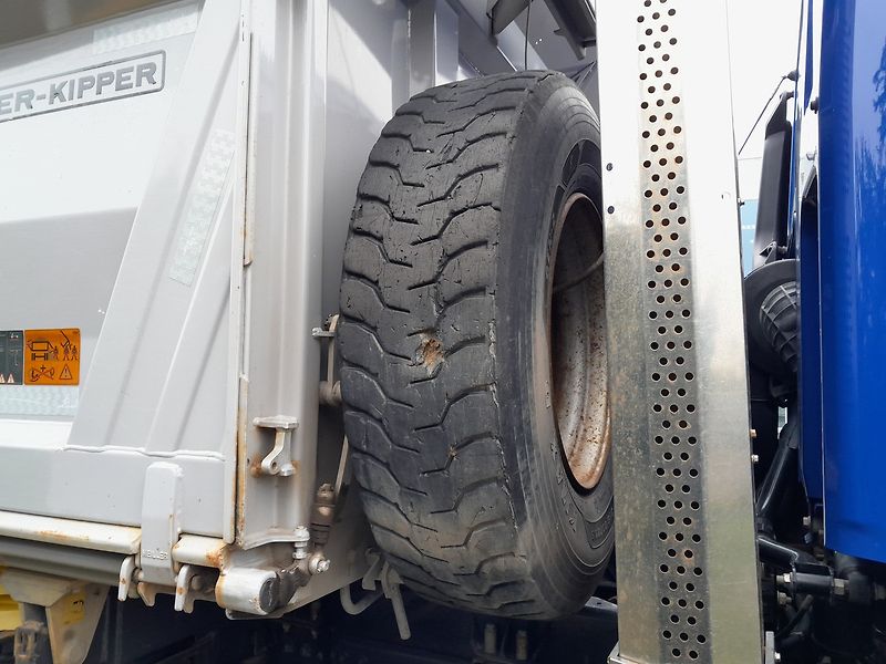 DAF CF 480 FAT 6x4 - fotka 14 z 44