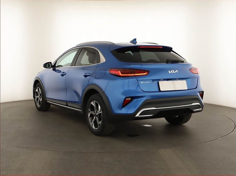 Kia XCeed (2025) 1.5 T-GDI, EXCLUSIVE, AUTOMAT - fotka 4 z 17