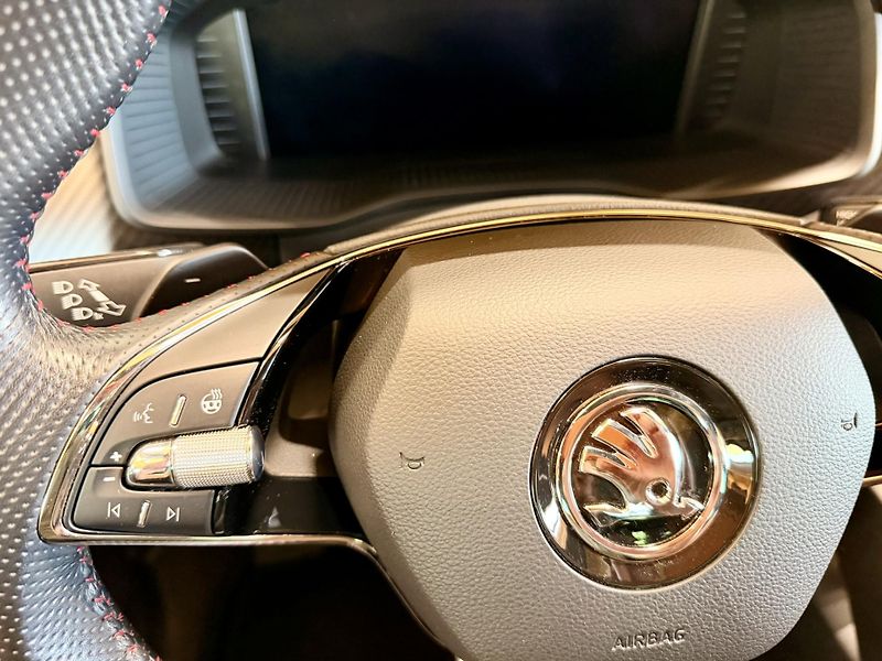 Škoda Kodiaq 2.0 TDi 176 Kw RS Challenge - fotka 19 z 40