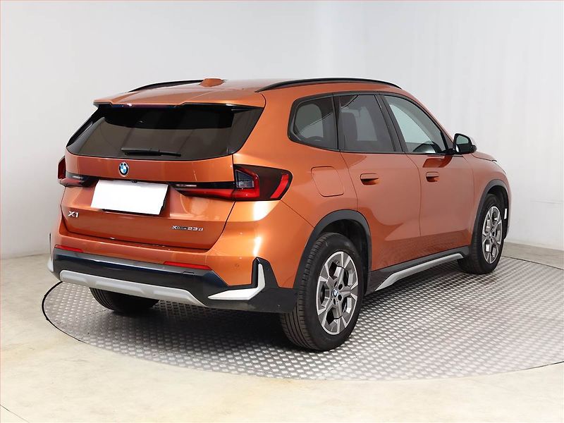 BMW X1 (2023) xDrive23d - fotka 5 z 19