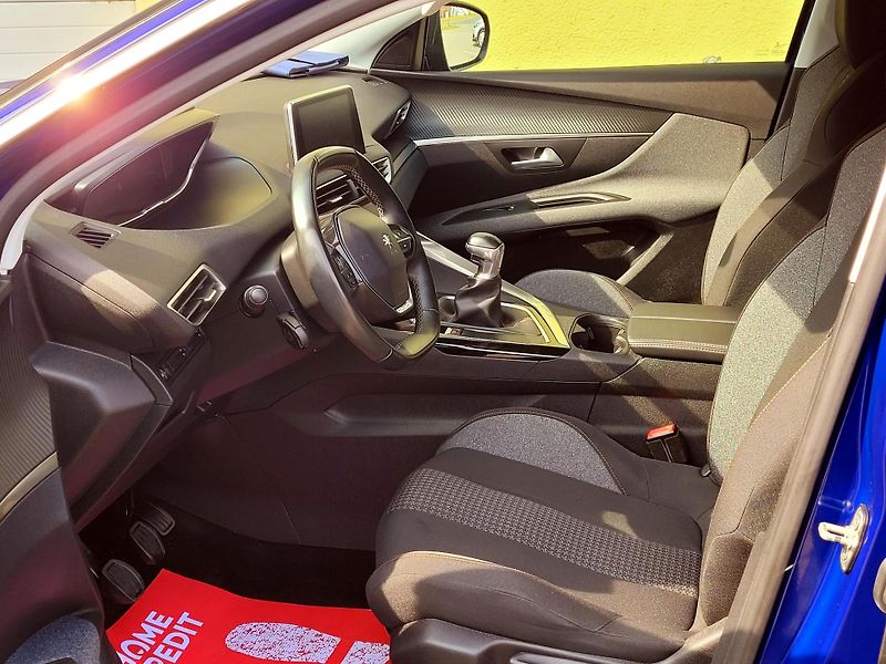 Peugeot 3008 HDi 96kW NAVi, BUSINESS - fotka 29 z 49