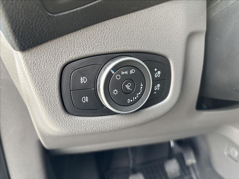 Ford Transit Connect 1,5 EcoBlue Trend 74kW - fotka 21 z 30