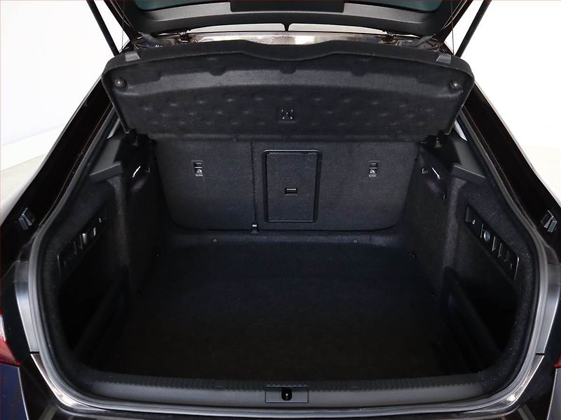 Škoda Superb (2020) Ambition Plus 2.0 TDI, Automat - fotka 12 z 19
