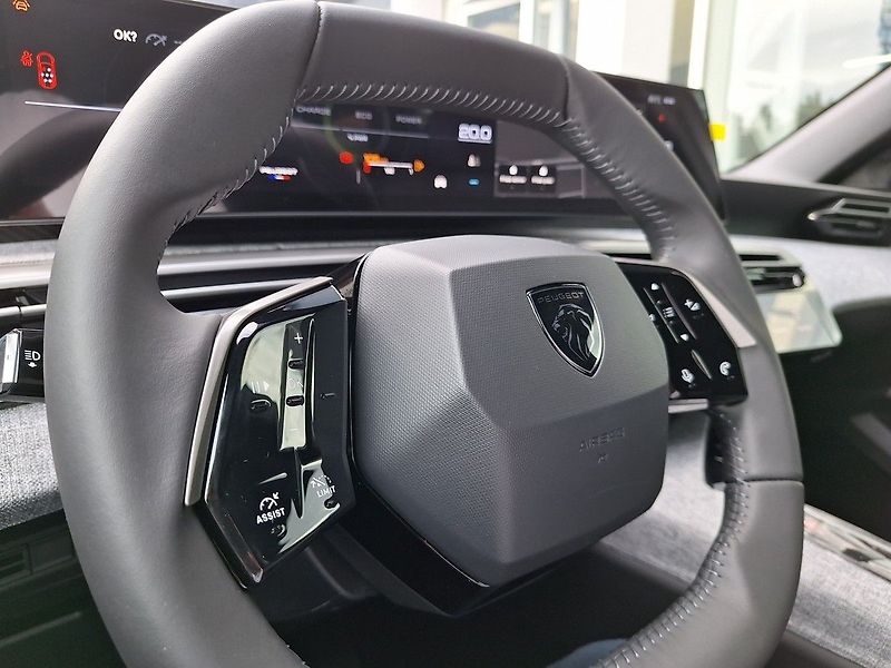 Peugeot 5008 (2026) BUSINESS Hybrid 145 e-DCS6 - fotka 12 z 22