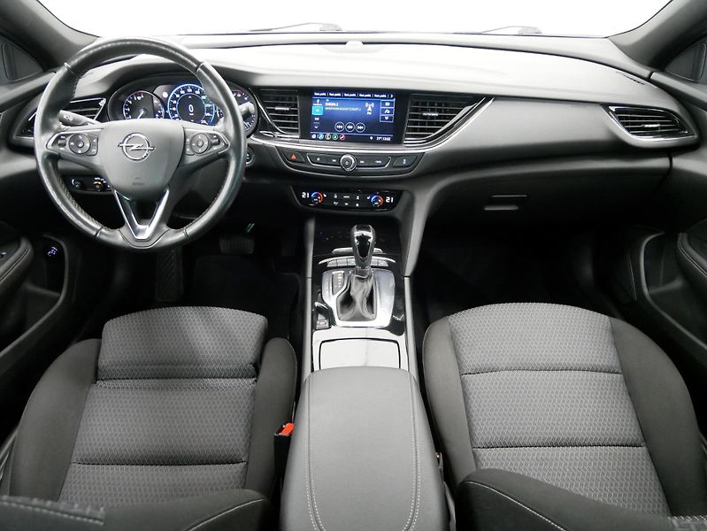 Opel Insignia - fotka 5 z 26