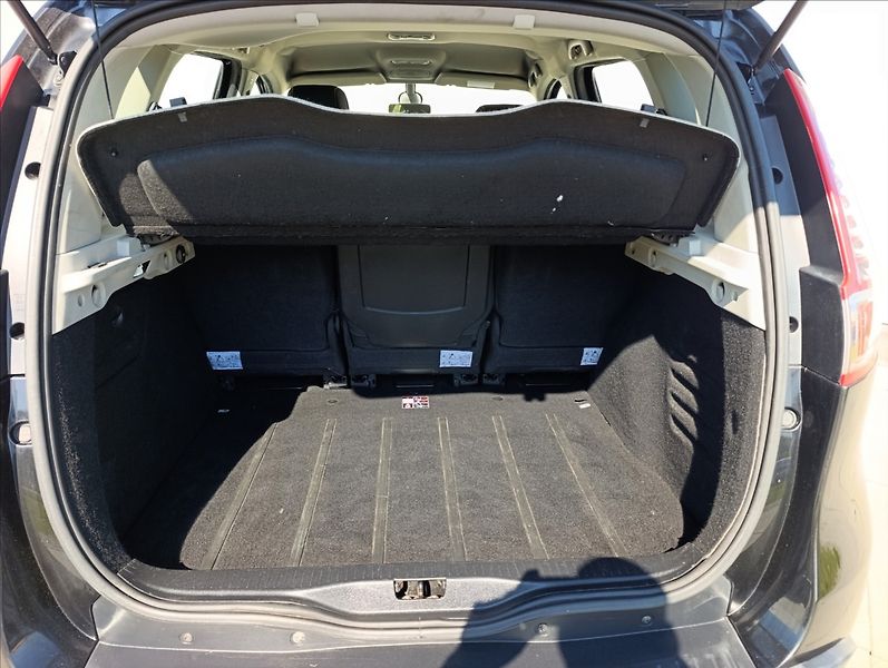 Renault Scénic 1,9 DCi Tažné Navi Aut. Klima - fotka 9 z 30