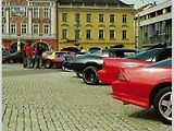 Sraz amerických vozů Chevrolet Camaro a Pontiac Firebird v Kolíně.