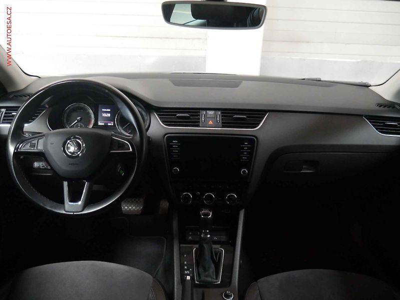 Škoda Octavia (2018) 2.0TDI, ČR, DSG, navi, LED - fotka 7 z 32