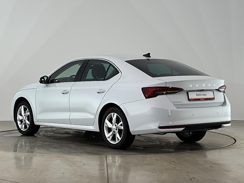Škoda Octavia Top Selection DSG - fotka 15 z 30