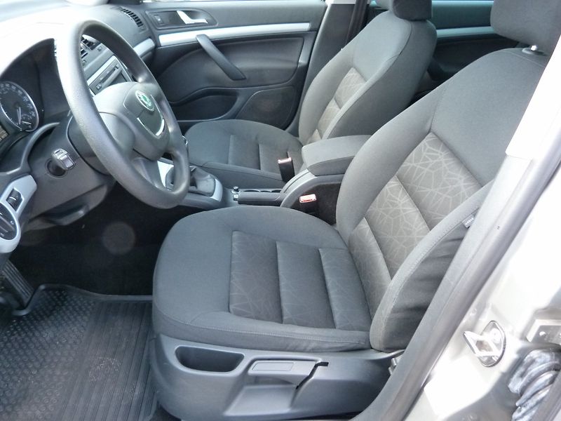 Škoda Octavia 1.4 TSI Family - fotka 9 z 27