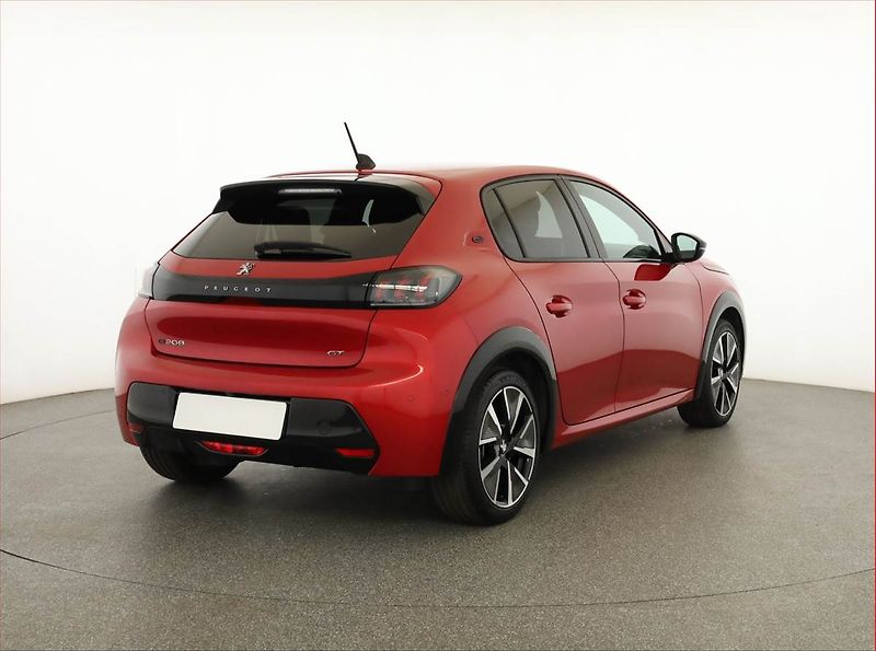 Peugeot 208 (2021) e-GT 50 kWh, SoH 99%, Automat - fotka 5 z 24