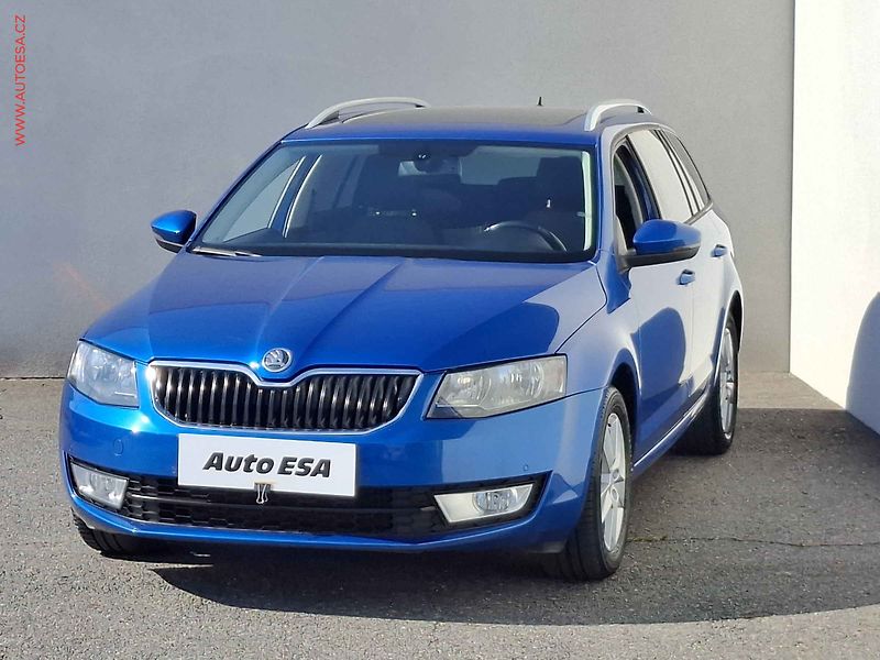 Škoda Octavia (2014) 1.6 TDI, Navi, panorama - fotka 3 z 21