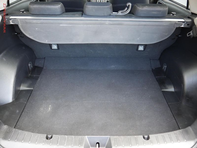 Subaru XV (2015) 2.0 i 4x4, Klima - fotka 8 z 18