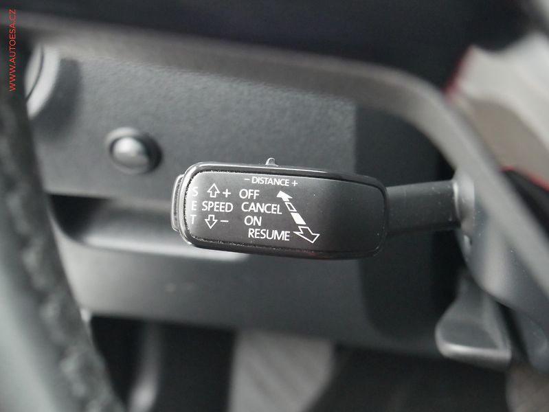 Škoda Octavia (2019) 1.6 TDi, ČR, DSG, LED, autoAC - fotka 20 z 26