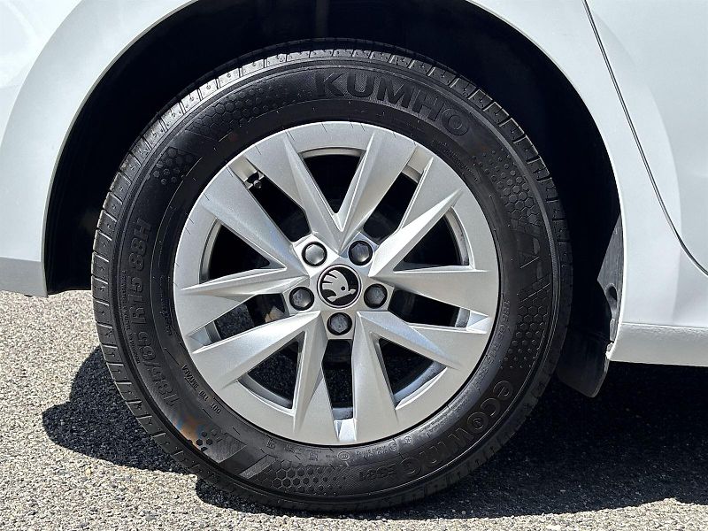 Škoda Fabia (2025) 1.0 MPI Selection - fotka 25 z 28