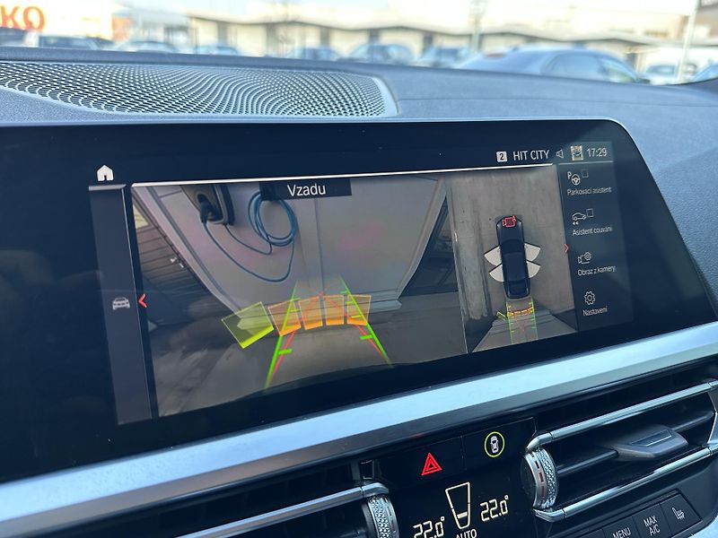 BMW Řada 4 M440i xDrive GranCoupé - fotka 15 z 30