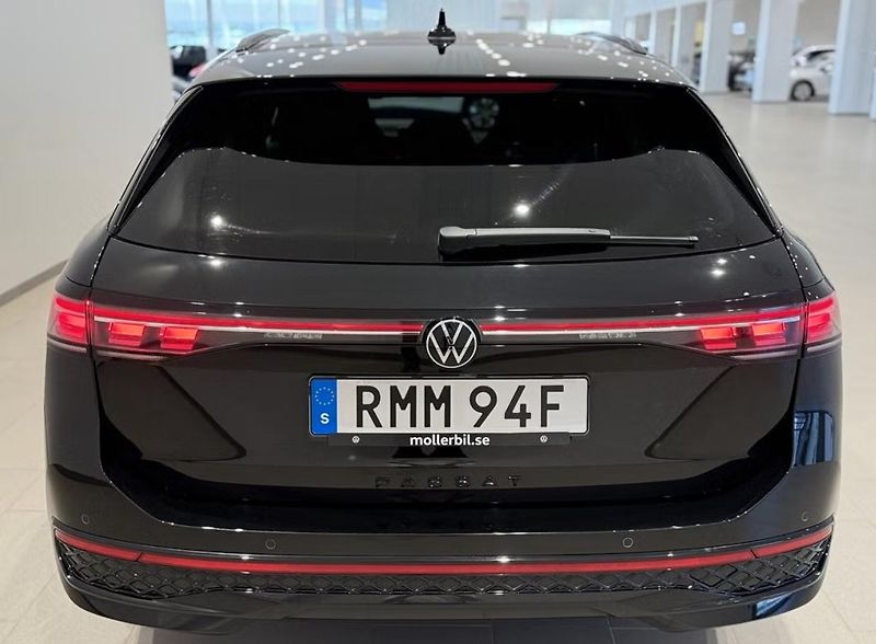 Volkswagen Passat Variant 2.0 TDI 4M R-Line Masáž HuD - fotka 6 z 22