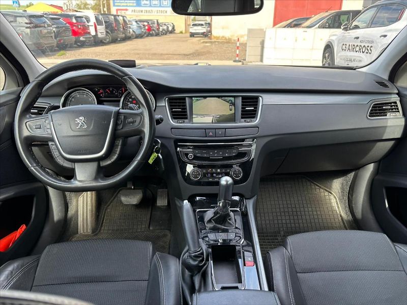 Peugeot 508 1,6 THP  SW - fotka 9 z 19