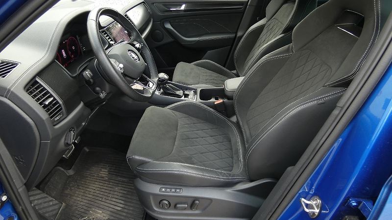 Škoda Kodiaq 2,0 TDI DSG 4x4 Sportline - fotka 19 z 26