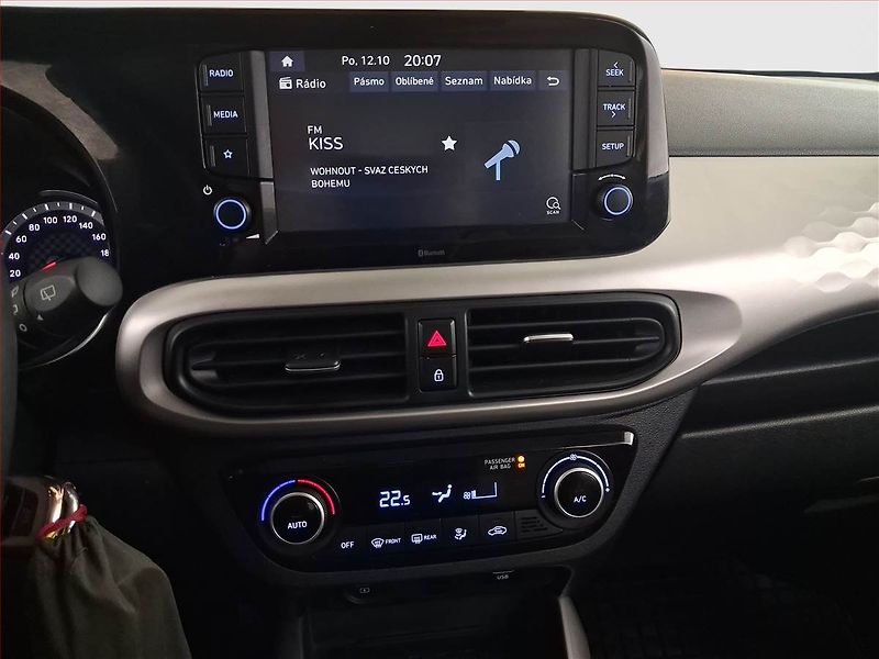 Hyundai i10 (2020) Style 1.0, Automat, Tempomat - fotka 12 z 16