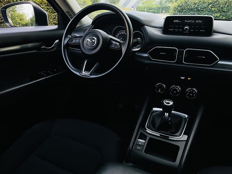 Mazda CX-5 2.0i MANUÁL SERVISKA TAŽNÉ 2WD - fotka 25 z 41