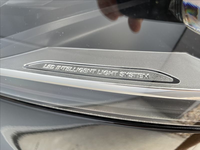 Mercedes-Benz Třídy V 2,0 250d 4MATIC LONG ČR.1.MAJ. - fotka 37 z 37