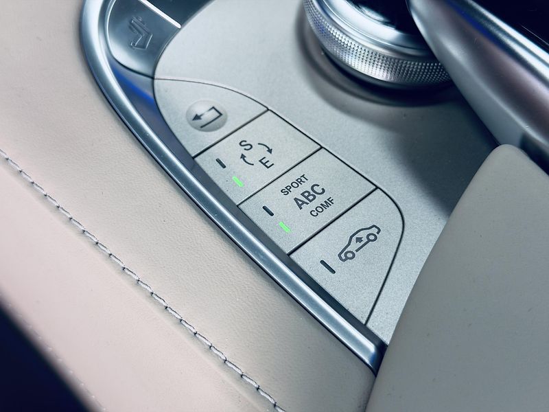 Mercedes-Benz Třídy S (2015) S600*Maybach*V12  - fotka 31 z 49