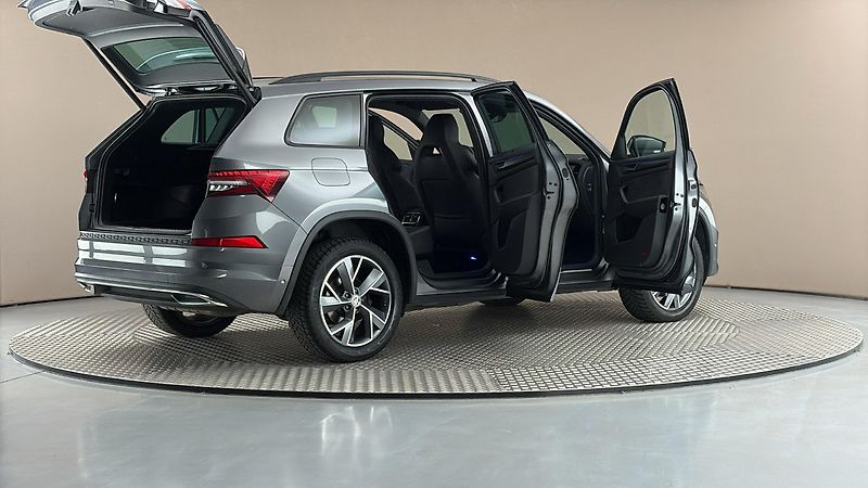 Škoda Kodiaq 2.0 TSI DSG 4x4 Sportline - fotka 6 z 34