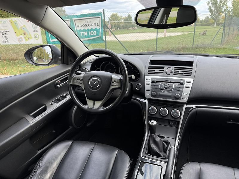 Mazda 6 2.5 Top - fotka 31 z 36