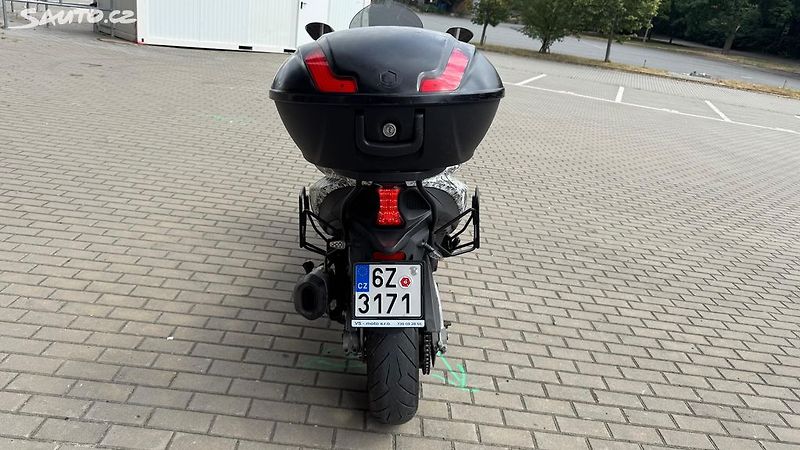 Aprilia SR SRV 850 56kw - fotka 4 z 15